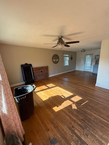 52 Pvt Dr 3902 Co Rd 31, Chesapeake, OH 45619