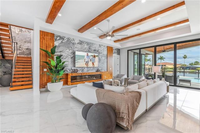 4301 SE 18th PL, Cape Coral, FL 33904