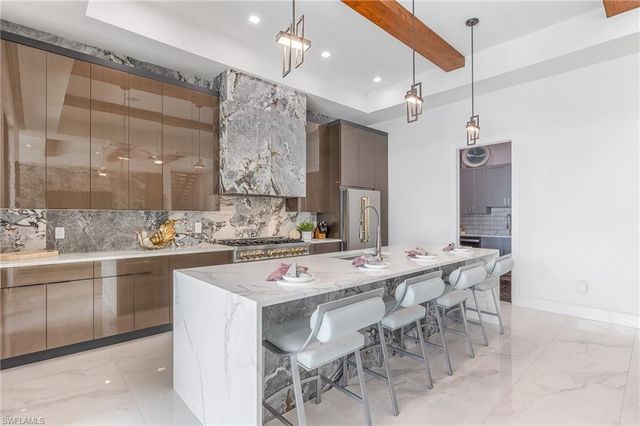 4301 SE 18th PL, Cape Coral, FL 33904