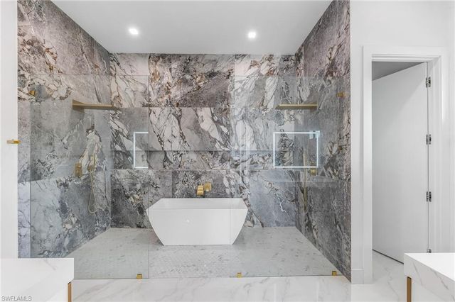 4301 SE 18th PL, Cape Coral, FL 33904