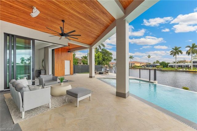 4301 SE 18th PL, Cape Coral, FL 33904