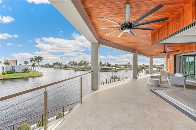 4301 SE 18th PL, Cape Coral, FL 33904