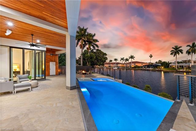 4301 SE 18th PL, Cape Coral, FL 33904