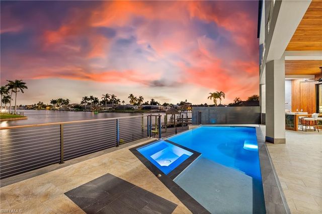 4301 SE 18th PL, Cape Coral, FL 33904