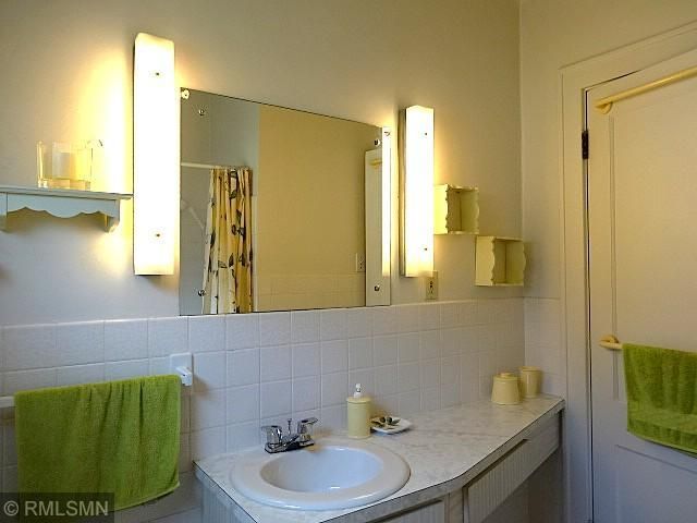 834 Cherokee Avenue, Saint Paul, MN 55107