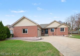47985 Fox Chase Court, Shelby Charter Township, MI 48315