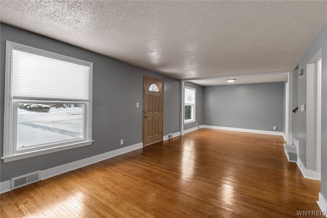 185 Fayette Avenue, Tonawanda, NY 14223