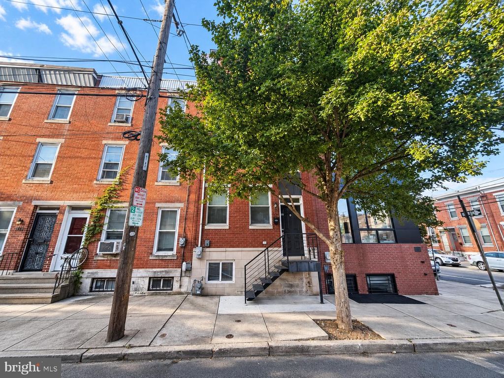 2146 ELLSWORTH ST, PHILADELPHIA, PA 19146 — exterior