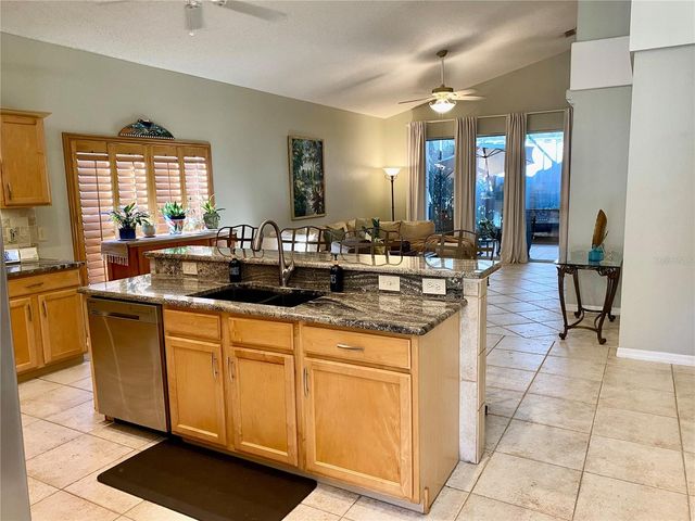 1716 FOX GLEN COURT, Winter Springs, FL 32708