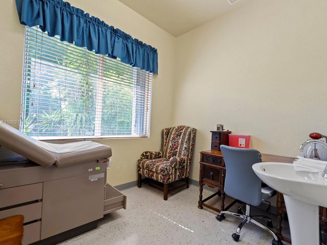 45 NW 4th Street, Homestead, FL 33030