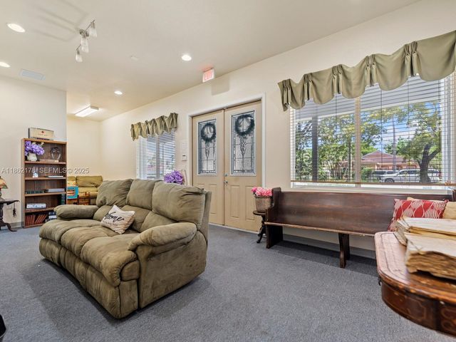 45 NW 4th Street, Homestead, FL 33030