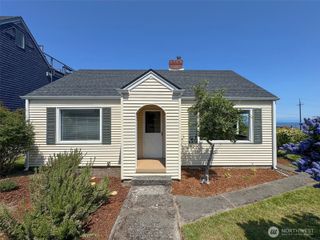 1025 W 6th Street, Port Angeles, WA 98363