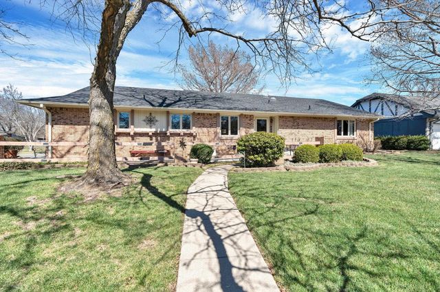 6902 E 14th St N, Wichita, KS 67206