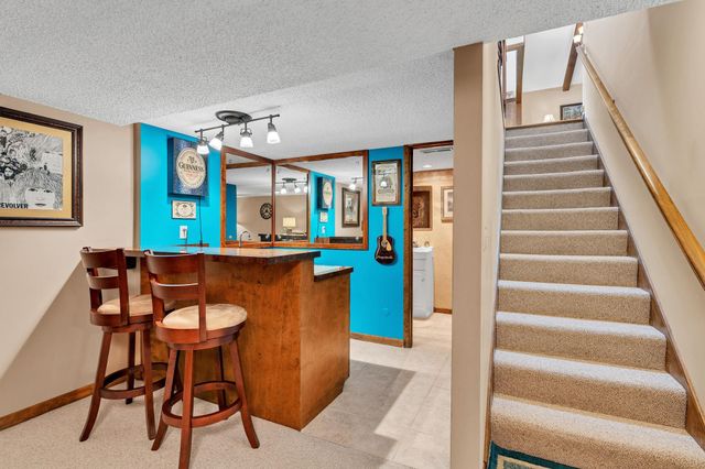 6902 E 14th St N, Wichita, KS 67206