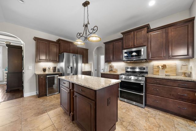 1165 Buggy Cv, Clarksville, TN 37043