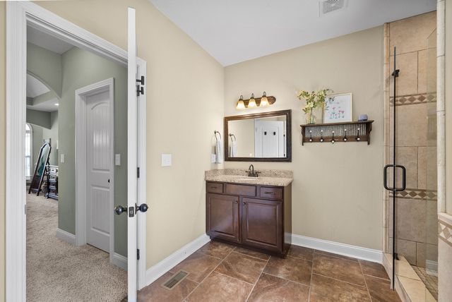 1165 Buggy Cv, Clarksville, TN 37043