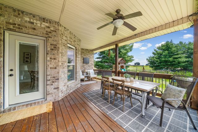 1165 Buggy Cv, Clarksville, TN 37043