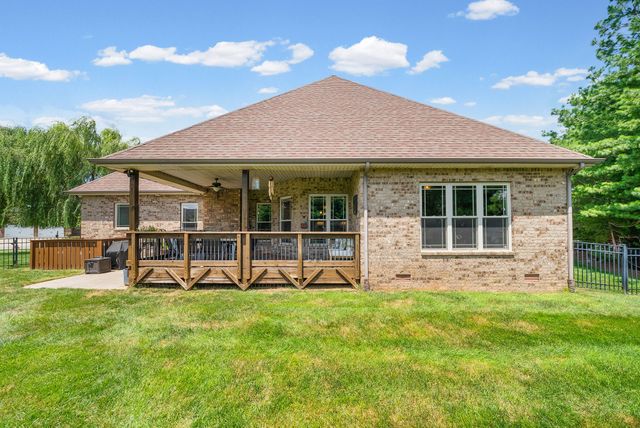 1165 Buggy Cv, Clarksville, TN 37043