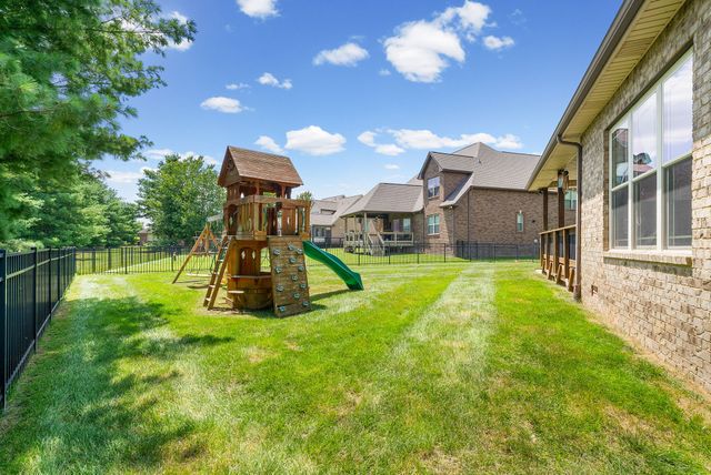 1165 Buggy Cv, Clarksville, TN 37043