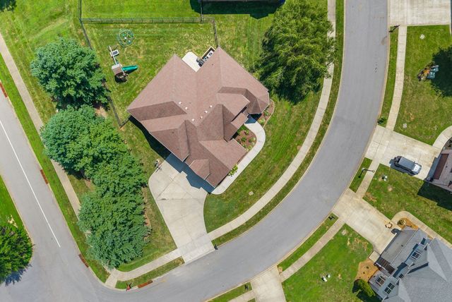 1165 Buggy Cv, Clarksville, TN 37043