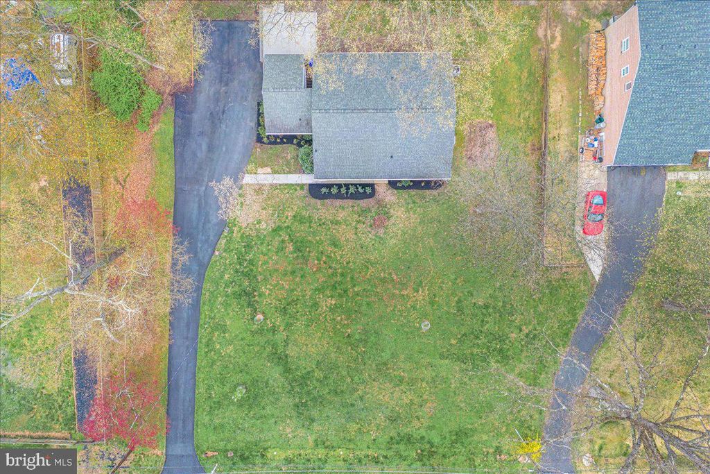 901 HOBBS DR, Silver Spring, MD 20904