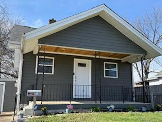 712 Bedinger Street, Elsmere, KY 41018