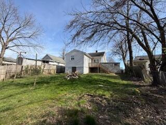 712 Bedinger Street, Elsmere, KY 41018