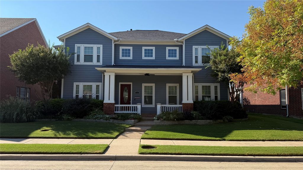 1732 E Branch Hollow Drive, Carrollton, TX 75007