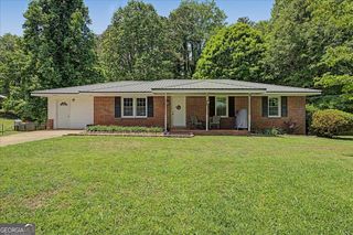 98 James Street, Tallapoosa, GA 30176