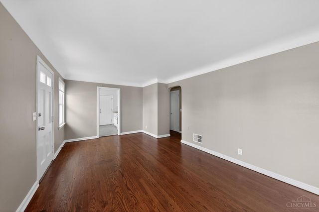 1933 Shollenberger Avenue, North College Hill, OH 45239