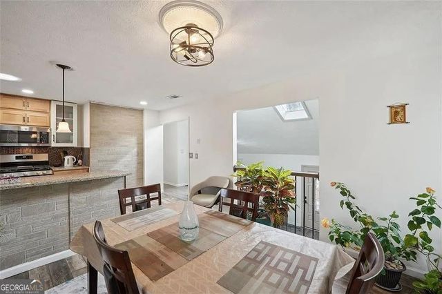 1015 Terramont Drive, Roswell, GA 30076