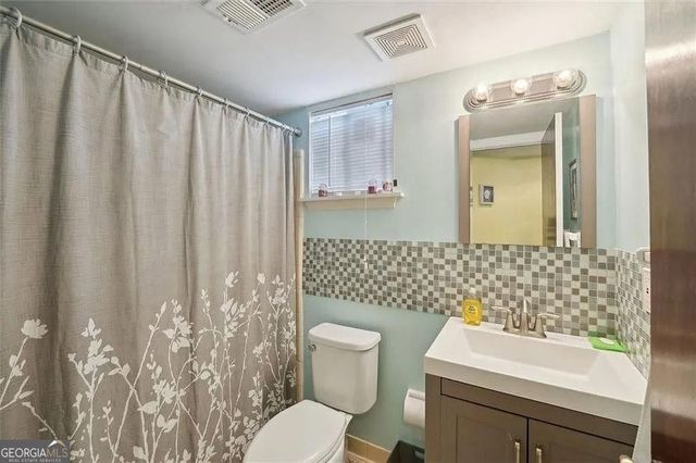 1015 Terramont Drive, Roswell, GA 30076