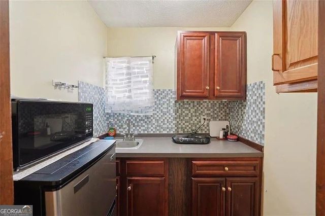 1015 Terramont Drive, Roswell, GA 30076