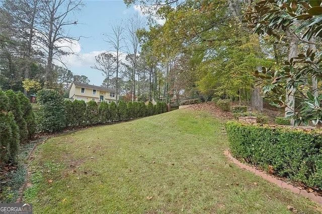 1015 Terramont Drive, Roswell, GA 30076