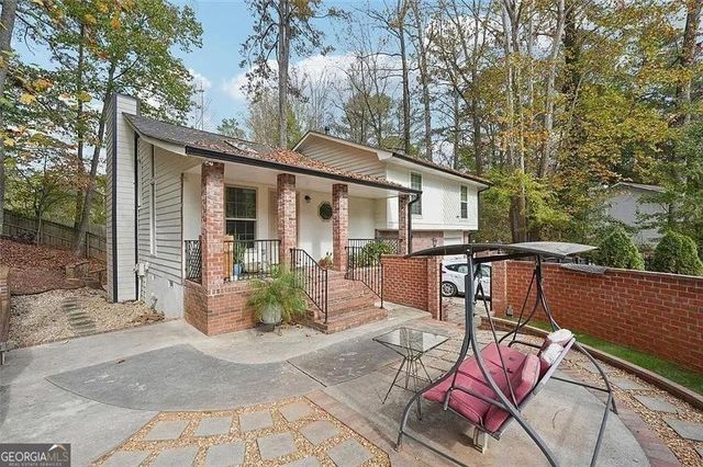 1015 Terramont Drive, Roswell, GA 30076