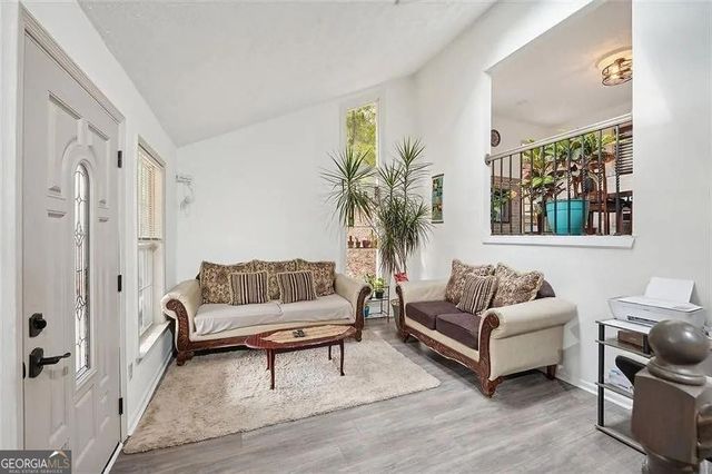 1015 Terramont Drive, Roswell, GA 30076