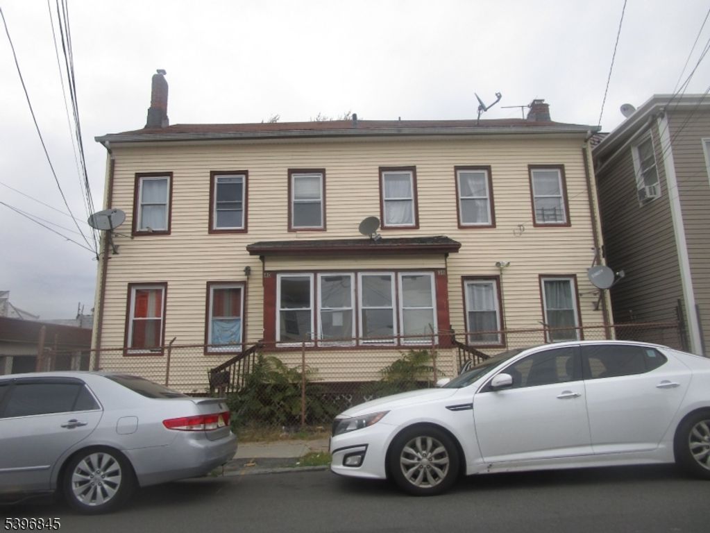 38 Redwood Ave 4, Paterson City, NJ 07522
