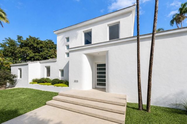 3325 Pine Tree Drive, Miami Beach, FL 33140