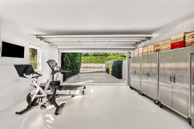 3325 Pine Tree Drive, Miami Beach, FL 33140