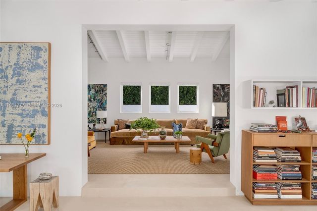 3325 Pine Tree Drive, Miami Beach, FL 33140
