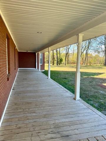 12397 Apache Drive, New London, MO 63459