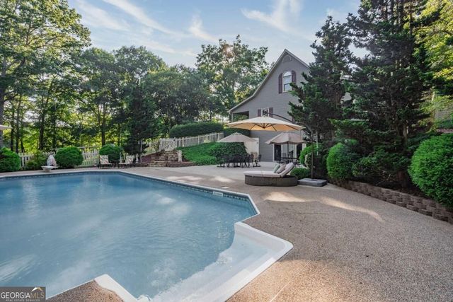 270 Stone Lane, Blue Ridge, GA 30513