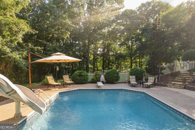 270 Stone Lane, Blue Ridge, GA 30513
