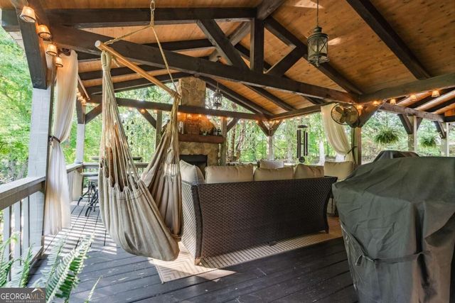 270 Stone Lane, Blue Ridge, GA 30513