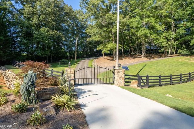 270 Stone Lane, Blue Ridge, GA 30513