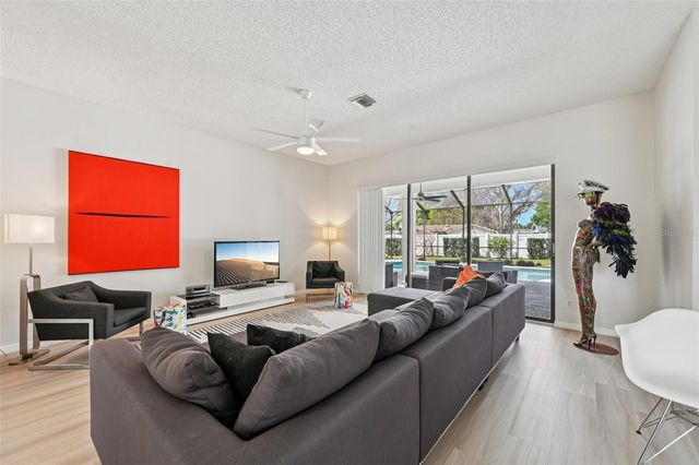 4719 MEADOWVIEW CIRCLE, Sarasota, FL 34233