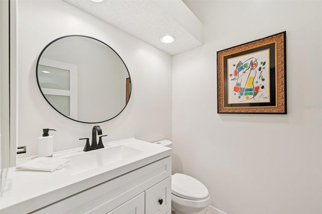 4719 MEADOWVIEW CIRCLE, Sarasota, FL 34233