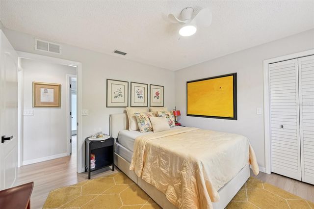 4719 MEADOWVIEW CIRCLE, Sarasota, FL 34233