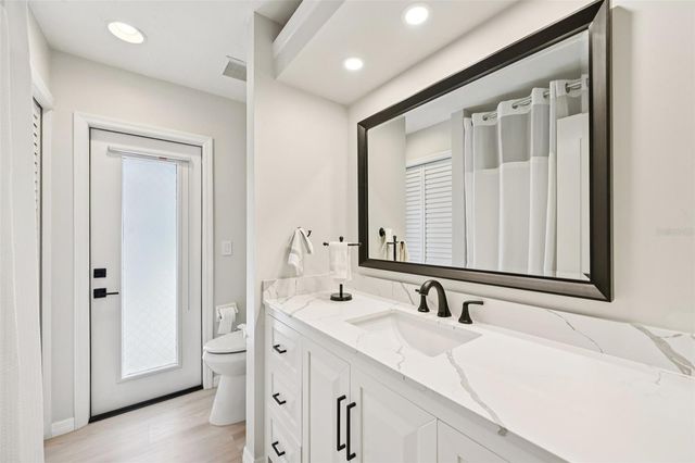 4719 MEADOWVIEW CIRCLE, Sarasota, FL 34233