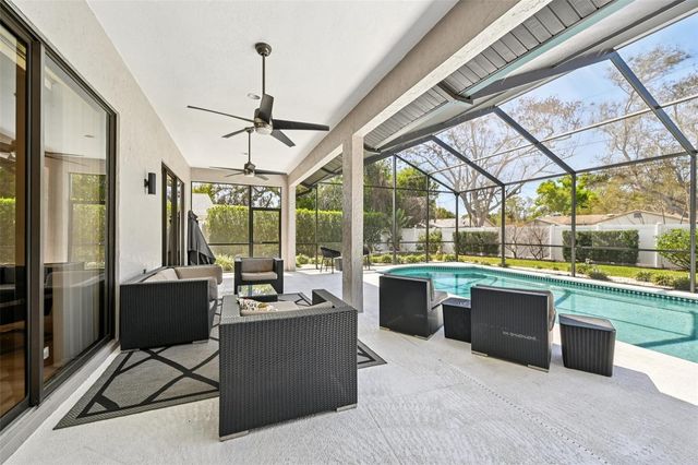 4719 MEADOWVIEW CIRCLE, Sarasota, FL 34233